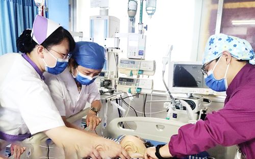 九江市护理质控中心专家组莅临九江学院附属医院开展护理服务质量督导检查